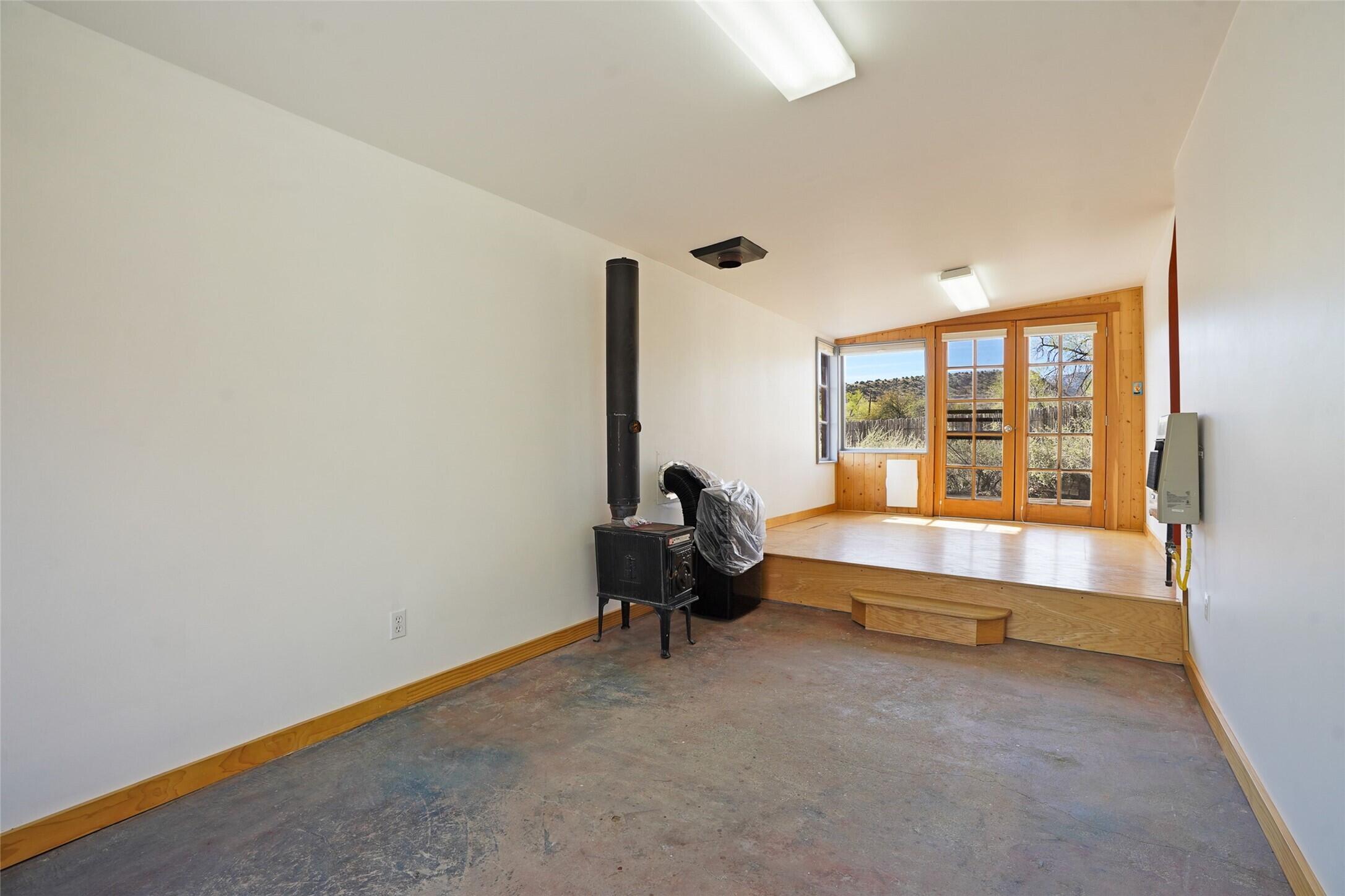 49 Backroad, Madrid, New Mexico image 18