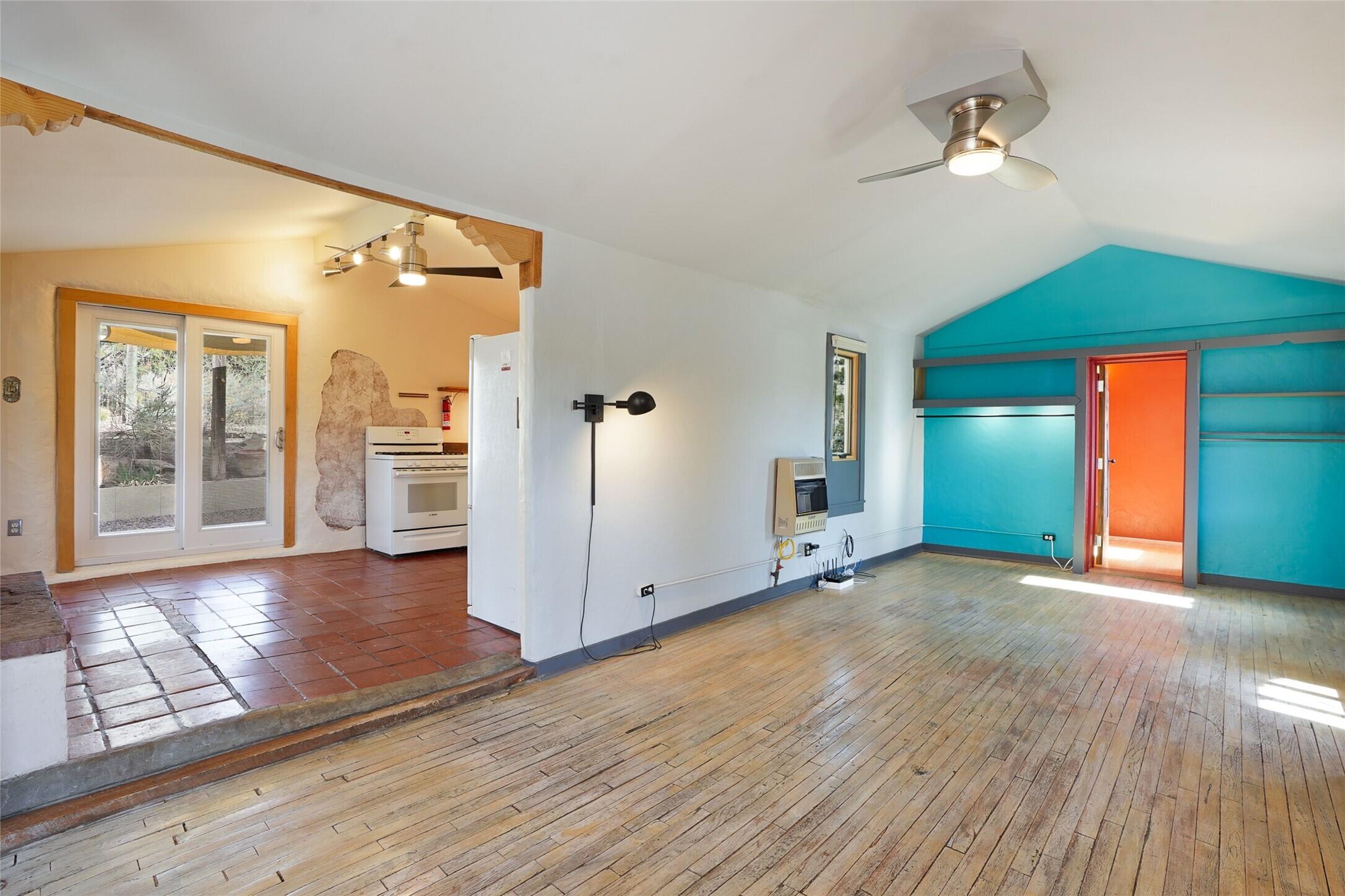 49 Backroad, Madrid, New Mexico image 11