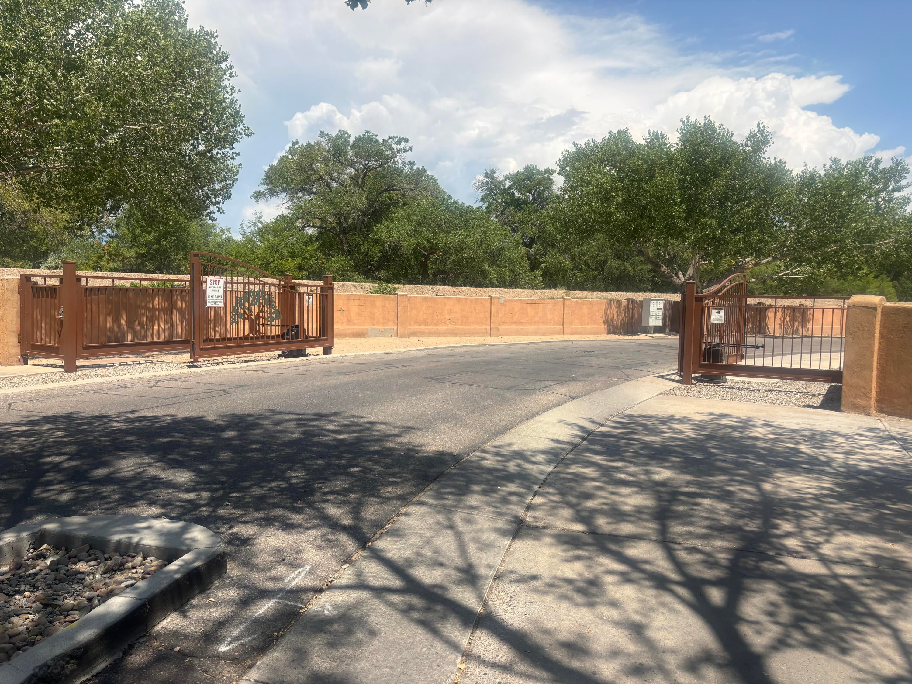 212 Anna Maria Place SW