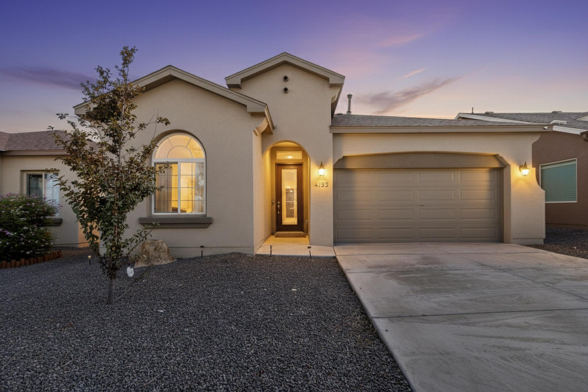 4157 CROWNED EAGLE Loop NE