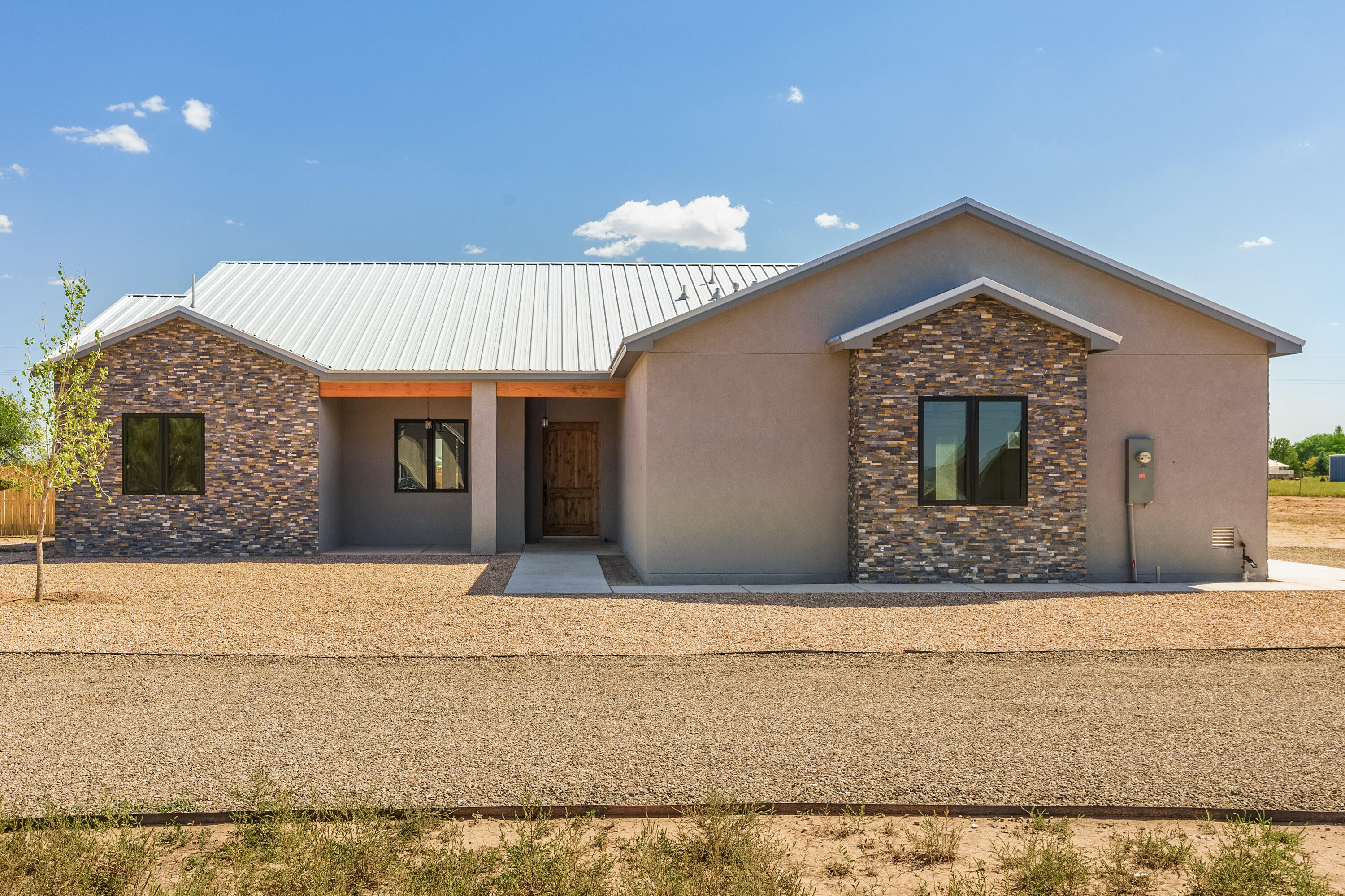 43 Pedernal Road, Moriarty, New Mexico image 1