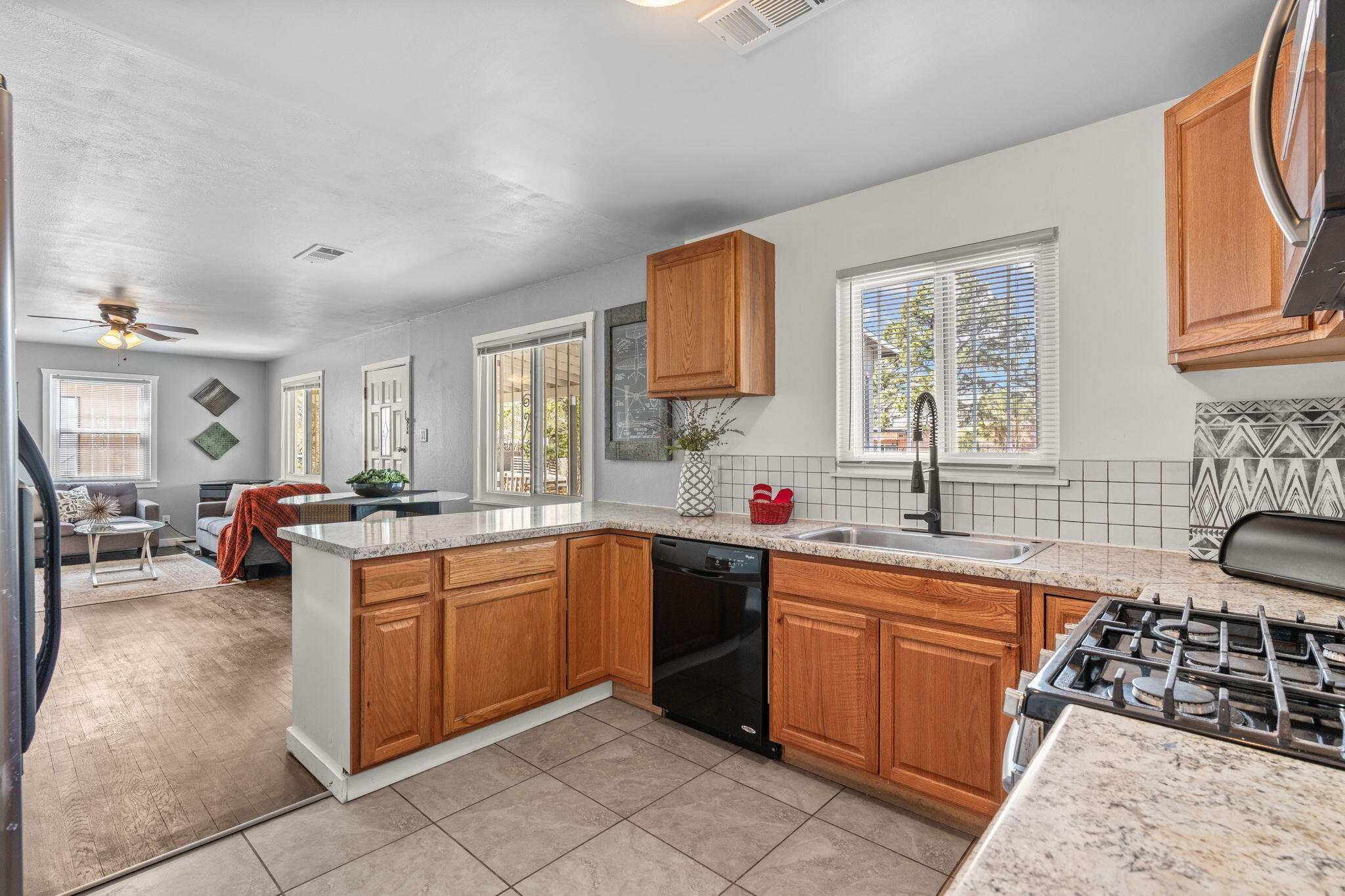 700 Alvarado Drive, Albuquerque, New Mexico image 11