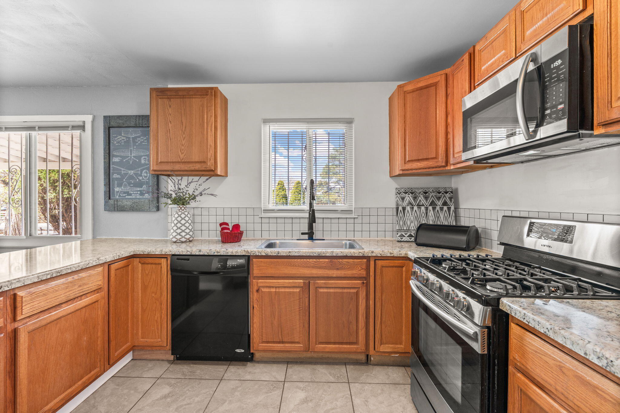 700 Alvarado Drive, Albuquerque, New Mexico image 12