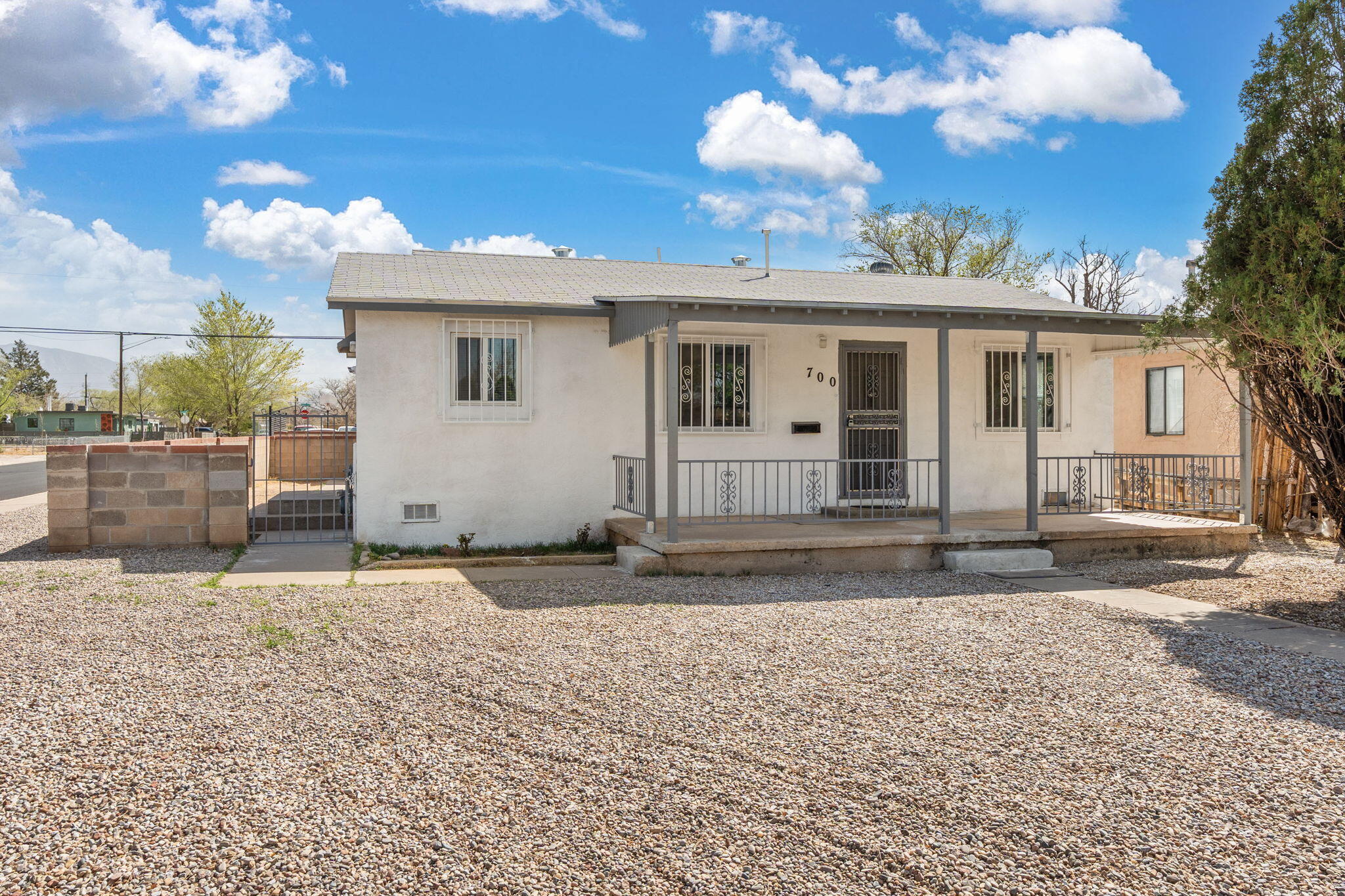 700 Alvarado Drive, Albuquerque, New Mexico image 2