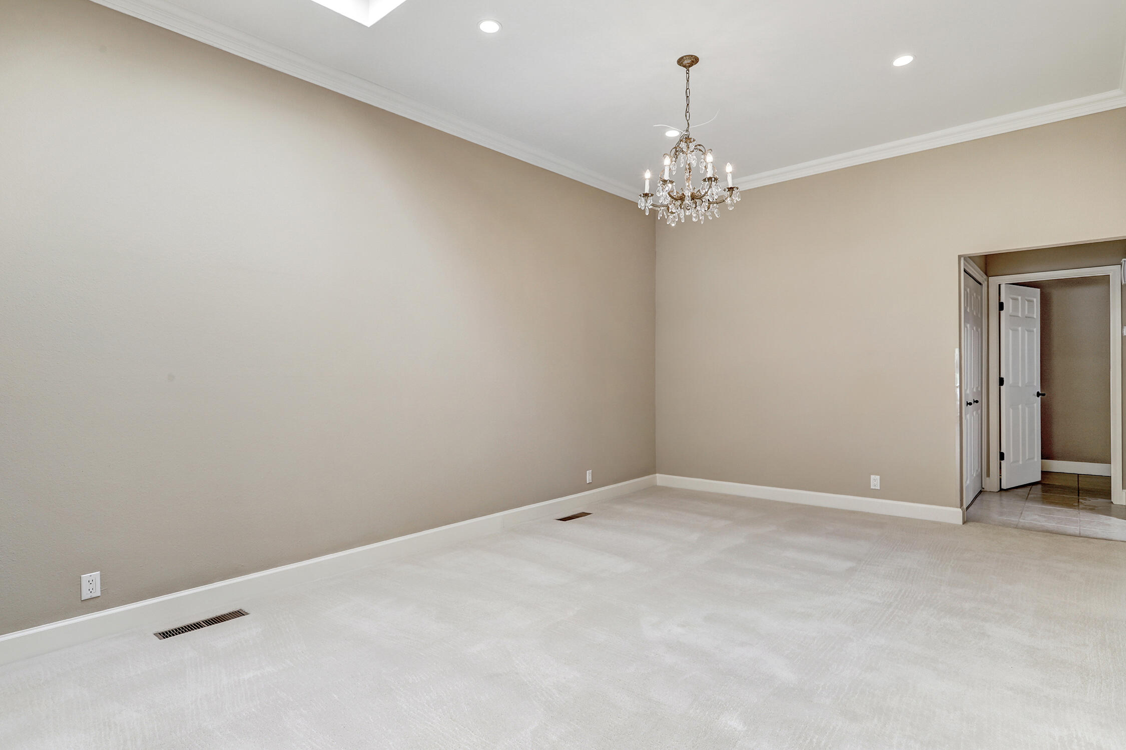 1355 Wagon Train Drive SE