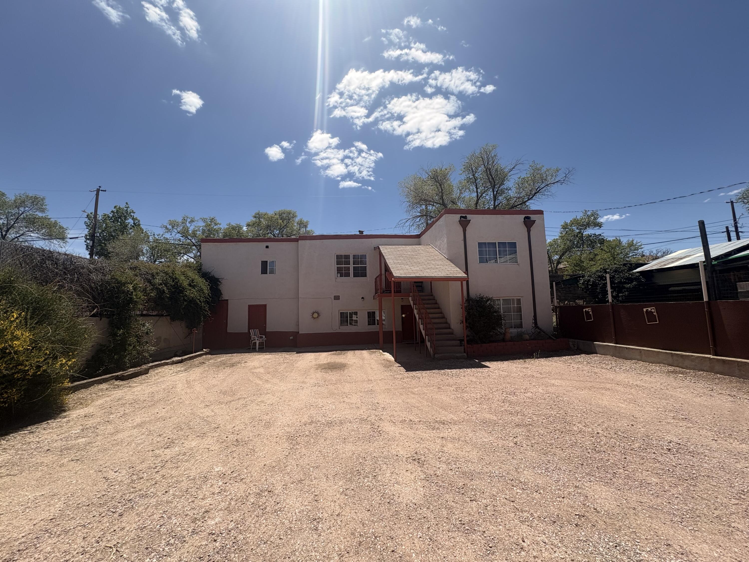 502 E Green Avenue