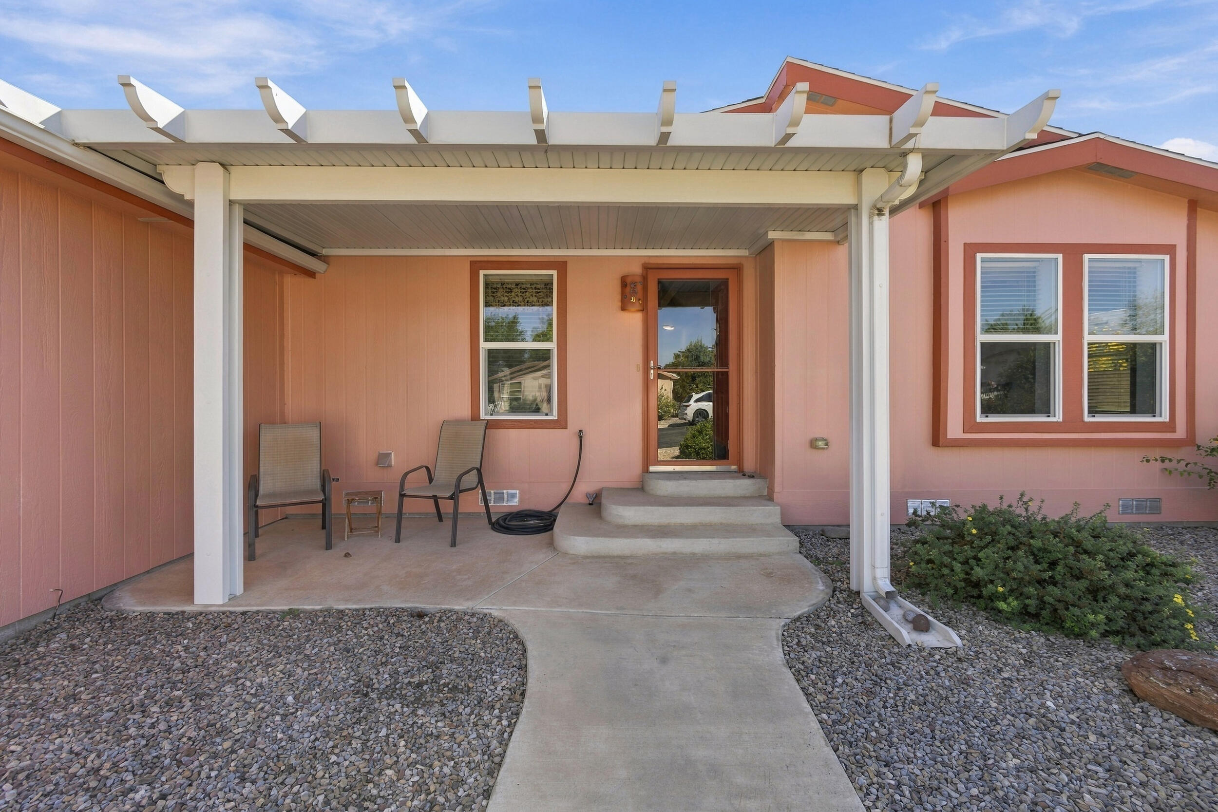 231 Sunrise Bluffs Drive