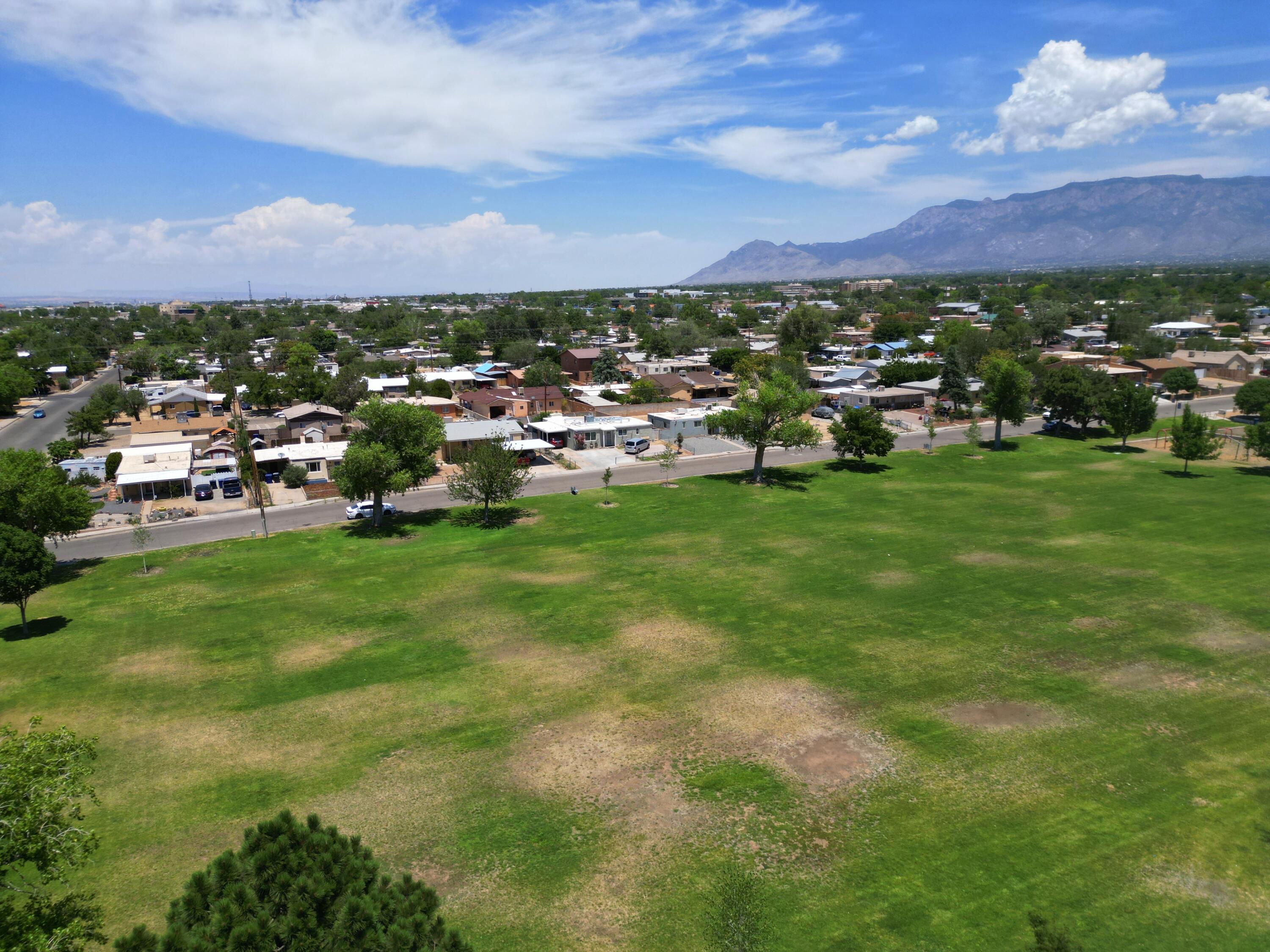 4803 Mescalero Road NE