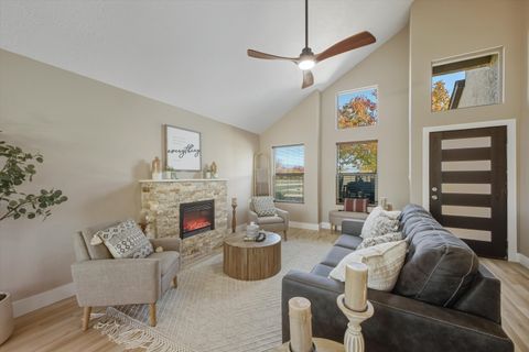 Photo of 1527 Stoneway Drive NW, Albuquerque, NM 87120 (MLS # 1094652)