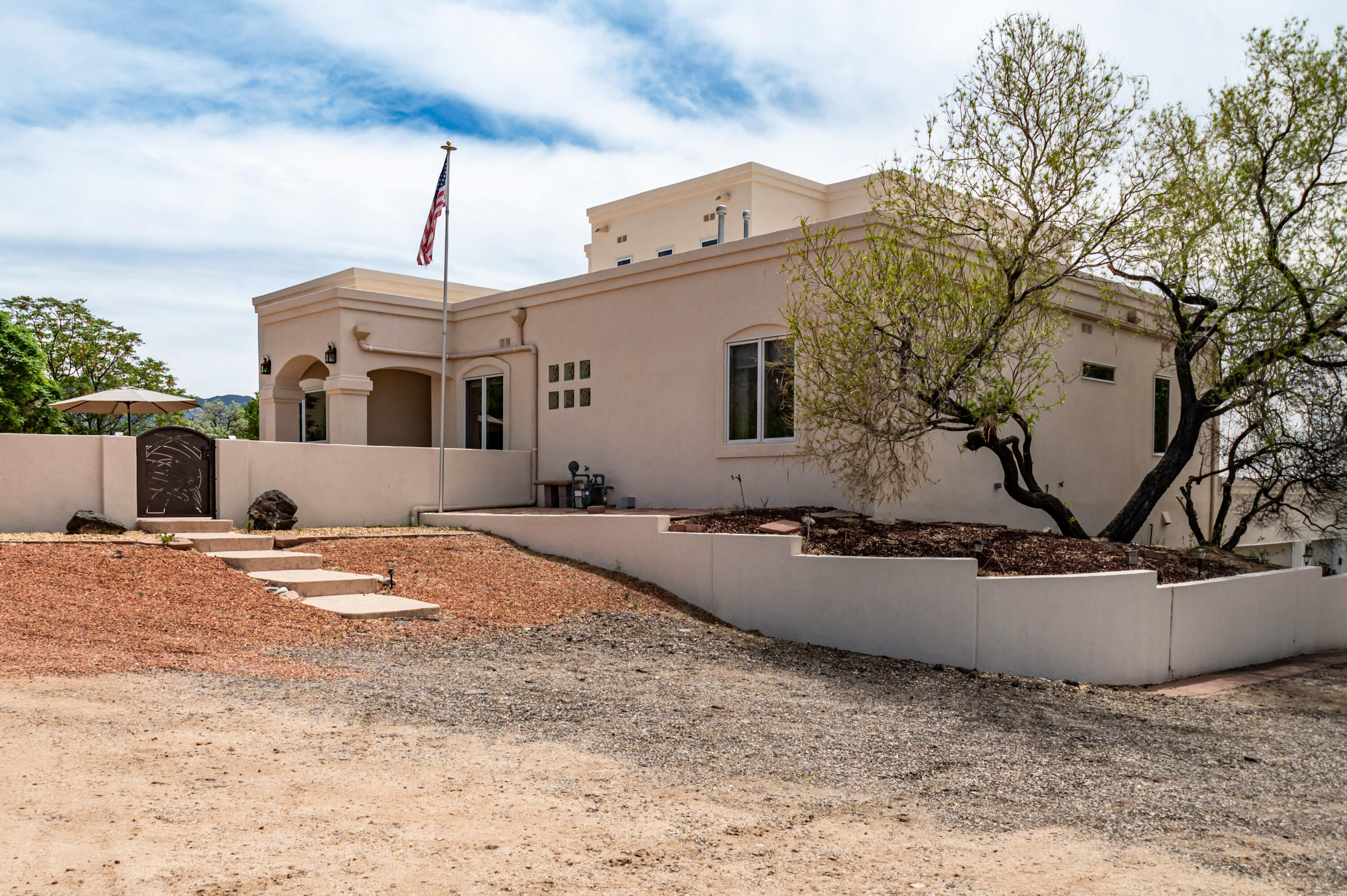 11402 Oakland Avenue NE