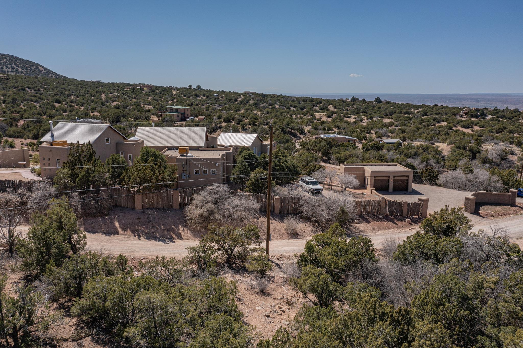 71 Tunnel Springs Road, Placitas, New Mexico image 5