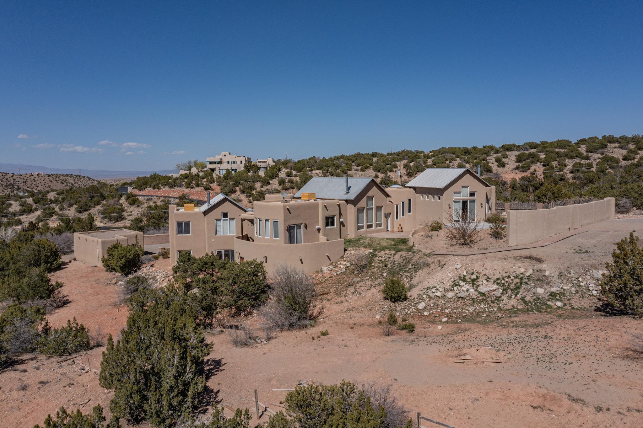 71 Tunnel Springs Road, Placitas, New Mexico image 3