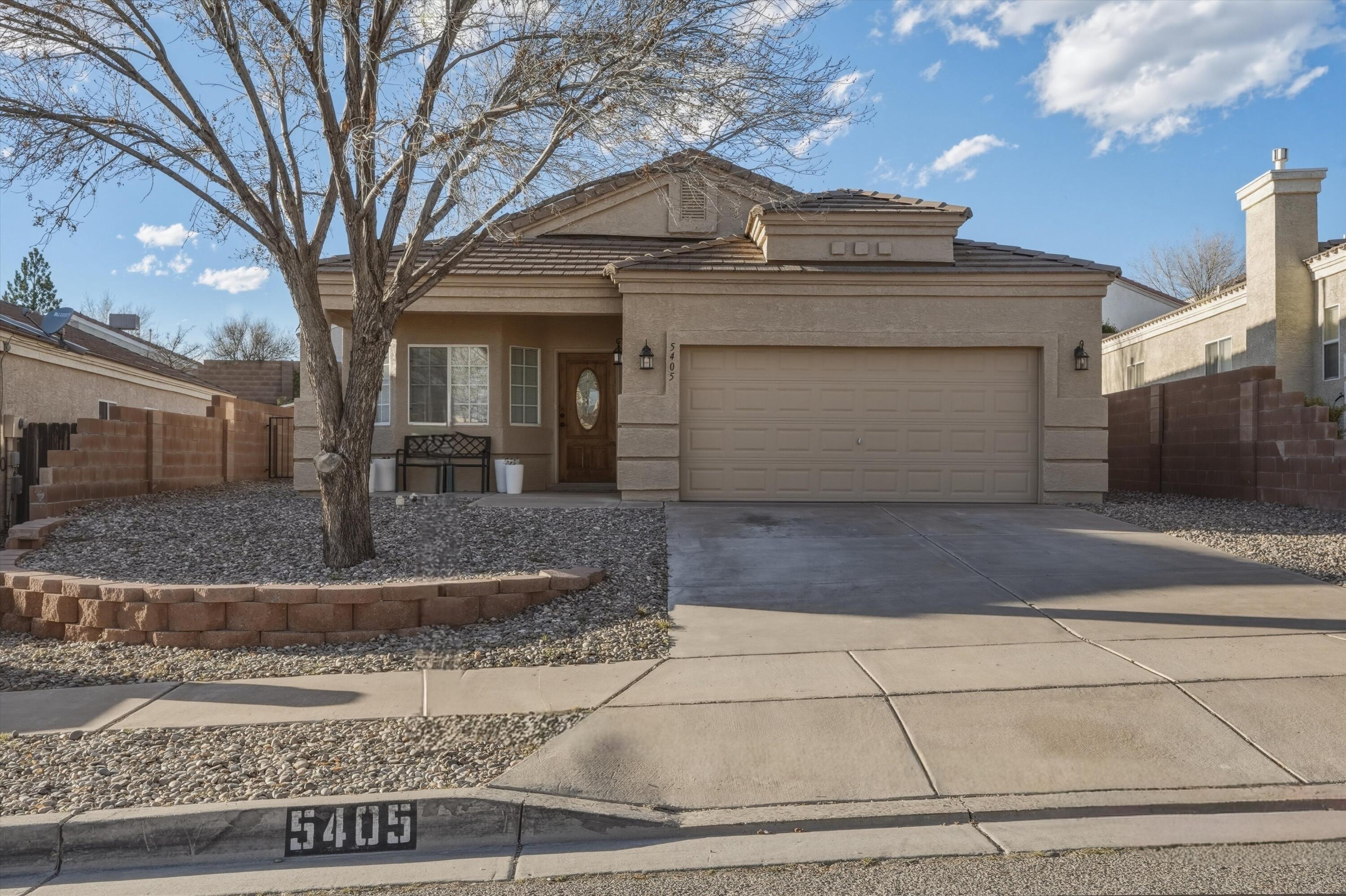 5405 CABALLO Court NE