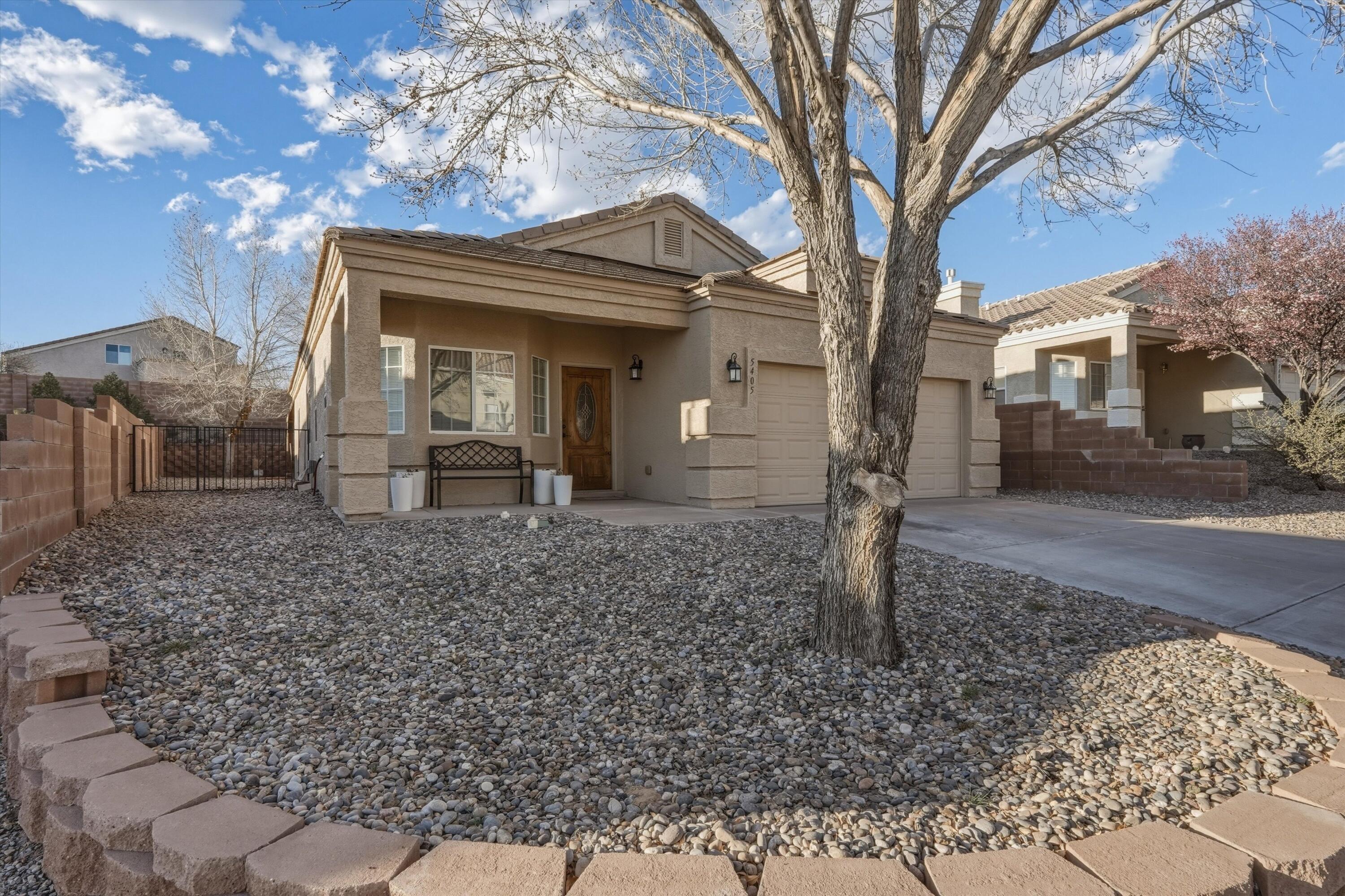 5405 CABALLO Court NE