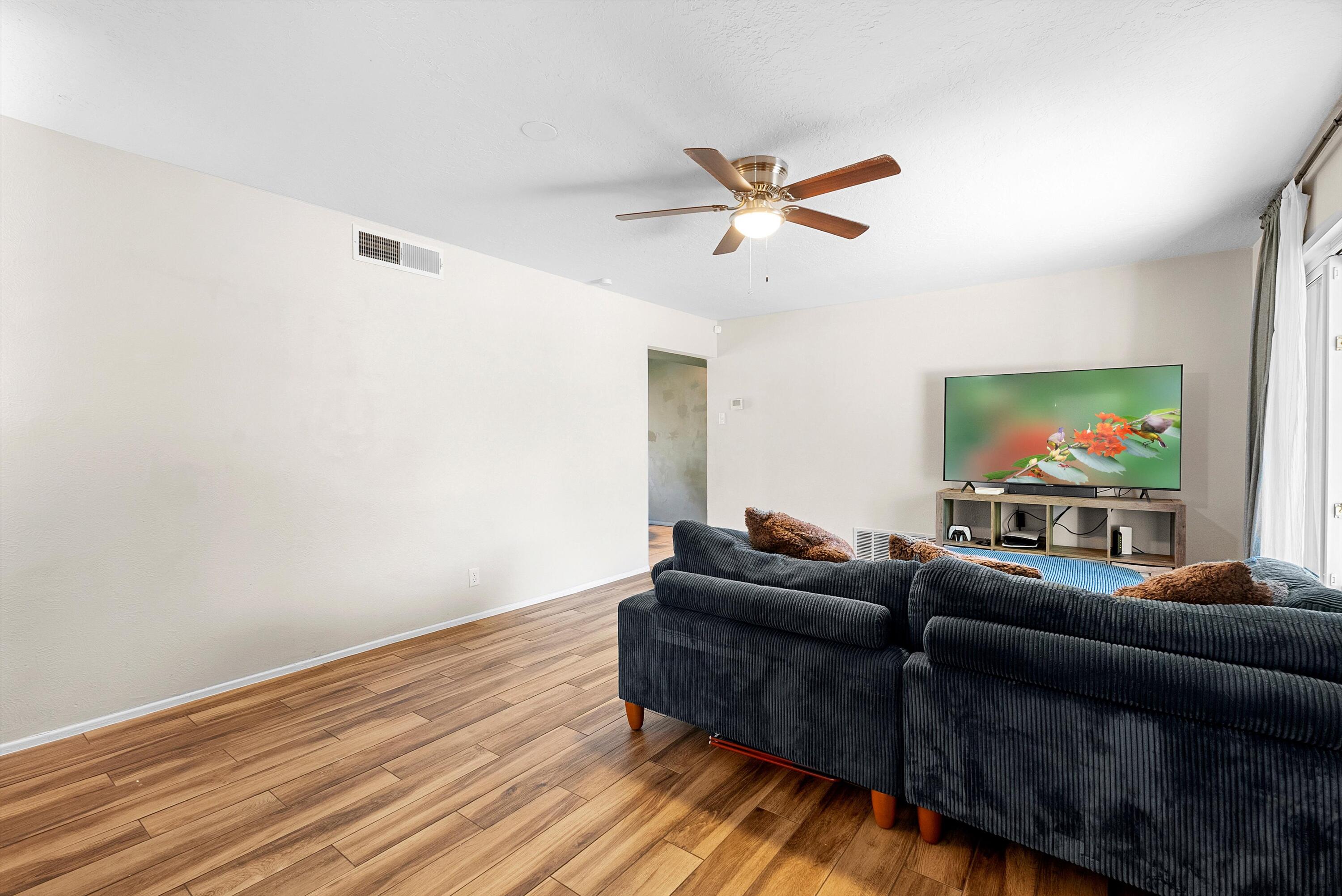 7609 Hannett Avenue, Albuquerque, New Mexico image 5
