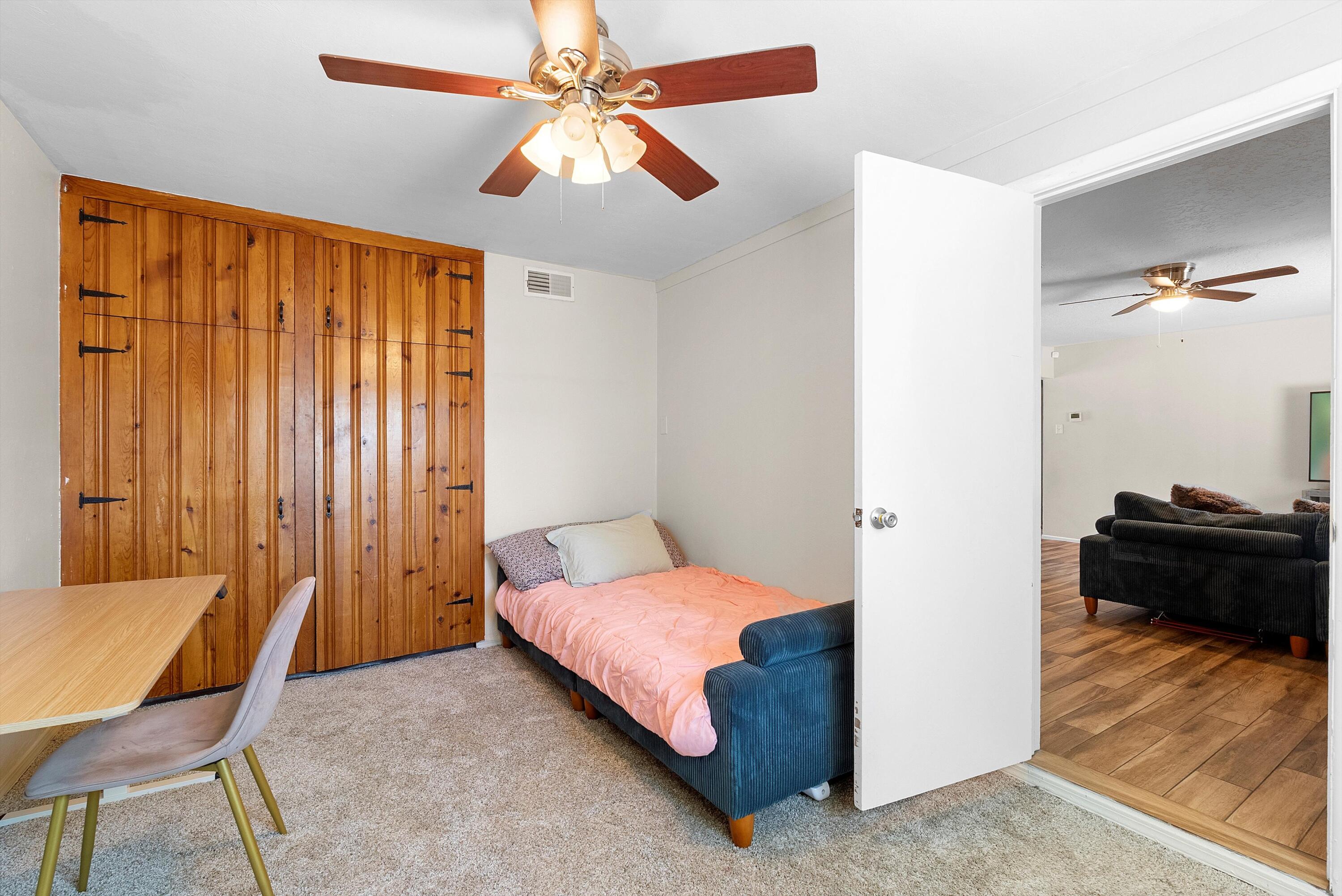 7609 Hannett Avenue, Albuquerque, New Mexico image 16