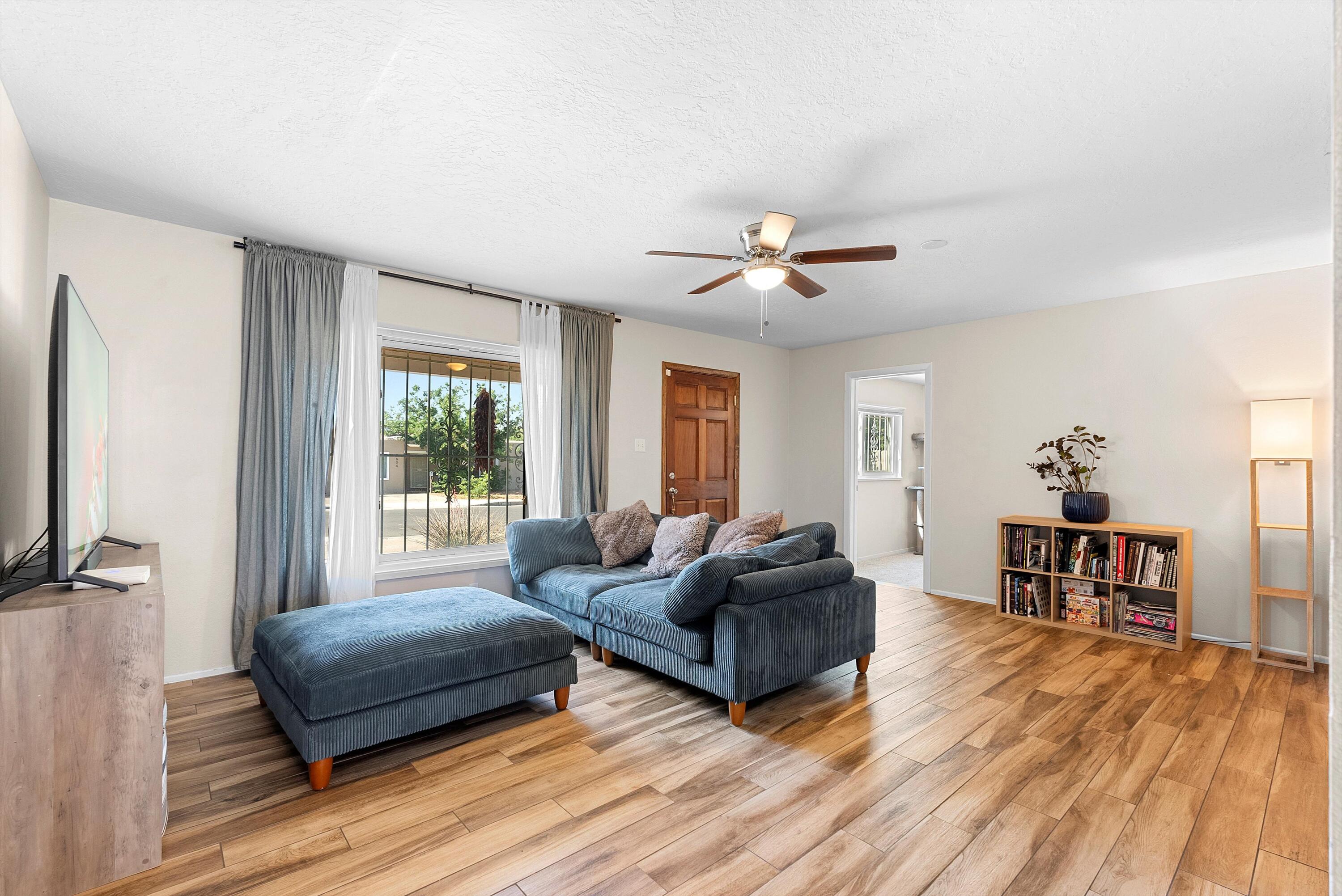7609 Hannett Avenue, Albuquerque, New Mexico image 7