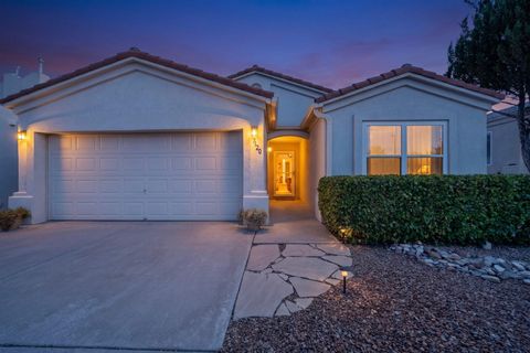Homes For Sale - 7120 Avignon Court<br/> Bernalillo County, Albuquerque, NM 87114