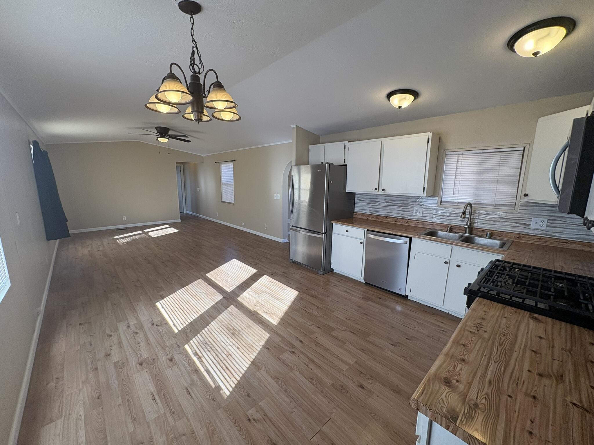 842 Camino Don Jacobo