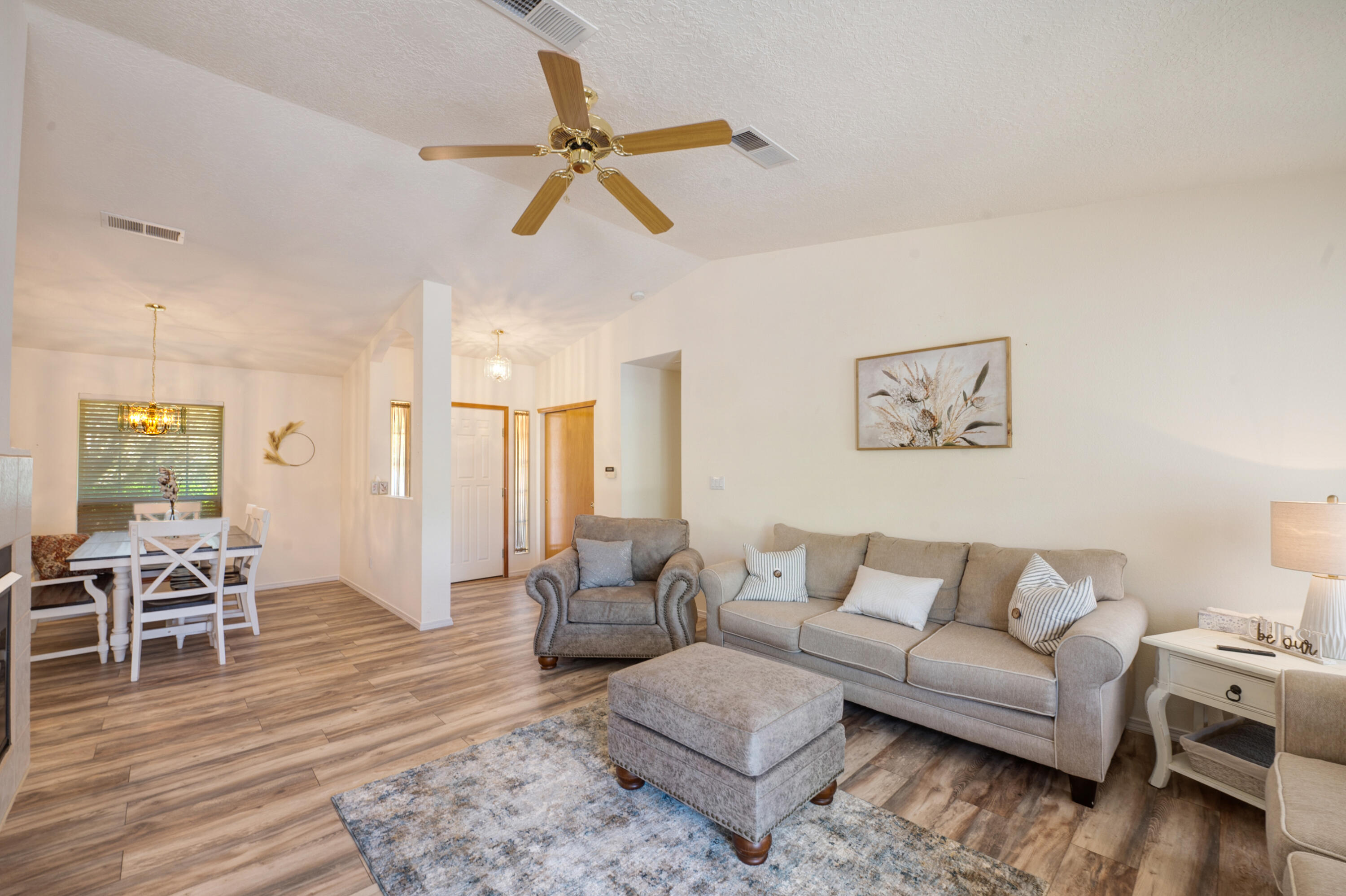 1647 Cerro Crestado Drive, Los Lunas, New Mexico image 6