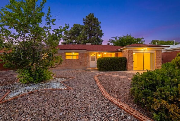 4721 COMANCHE RD NE, ALBUQUERQUE, NM 87110 - Image 7cdbda890bfee5ed10d1ab5563105df0/3764930592