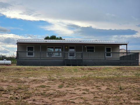 Mobile Home For Sale - 606 Lions Lane<br/> Guadalupe County, Santa Rosa, NM 88435