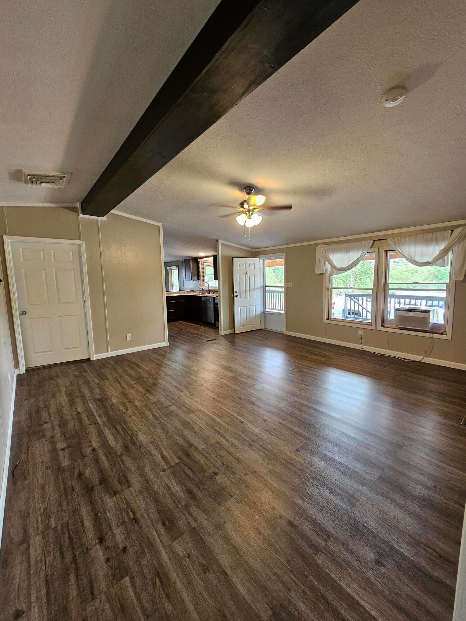 606 Lions Lane