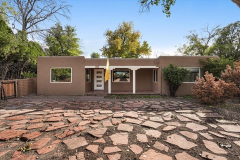 Photo of 310 La Plata Road NW, Albuquerque, NM 87107 (MLS # 1113003)