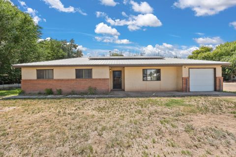 Homes For Sale - 20 Cactus Drive<br/> Valencia County, Los Lunas, NM 87031