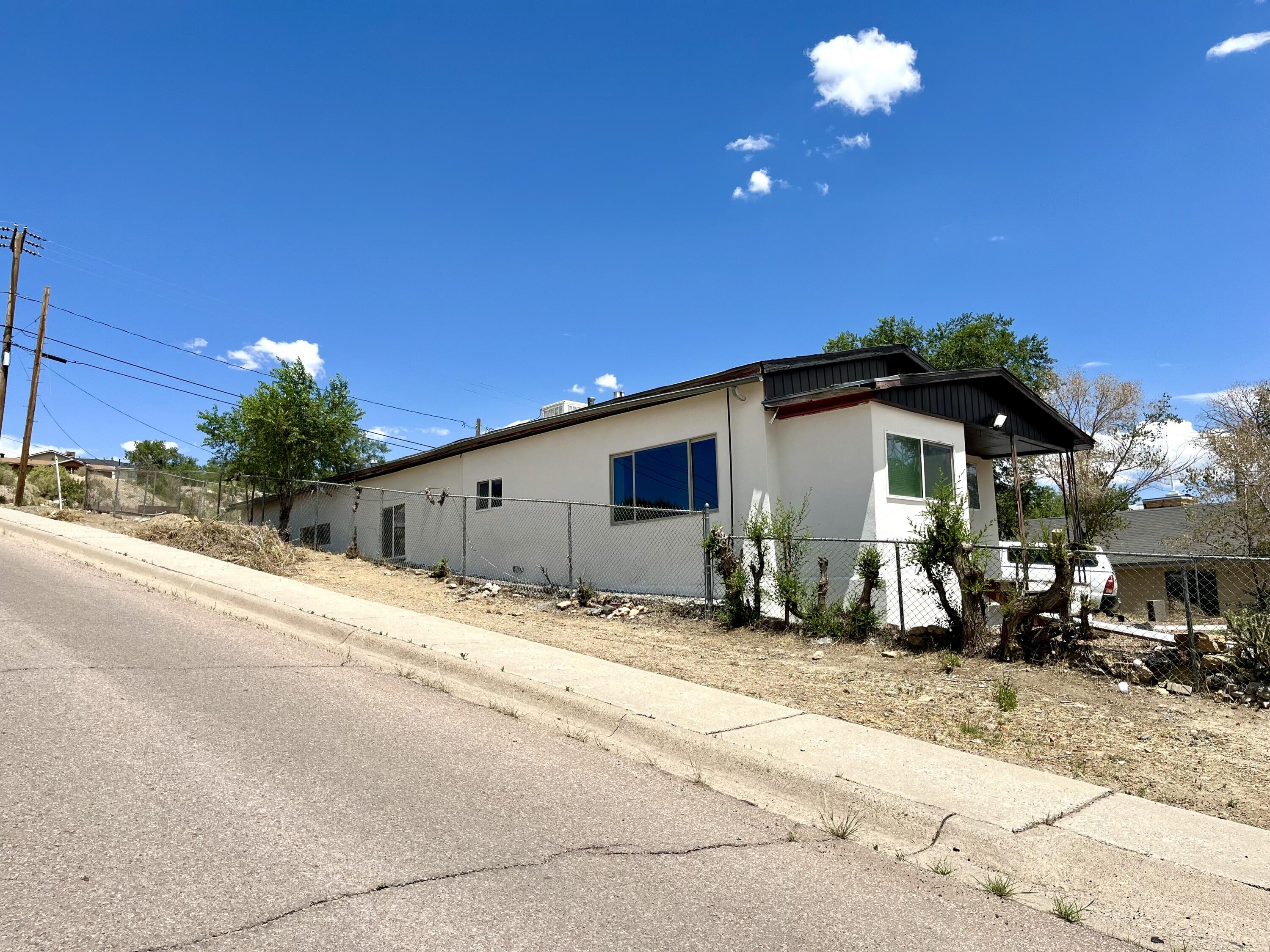 101 E Wilson Avenue, Gallup, New Mexico image 4