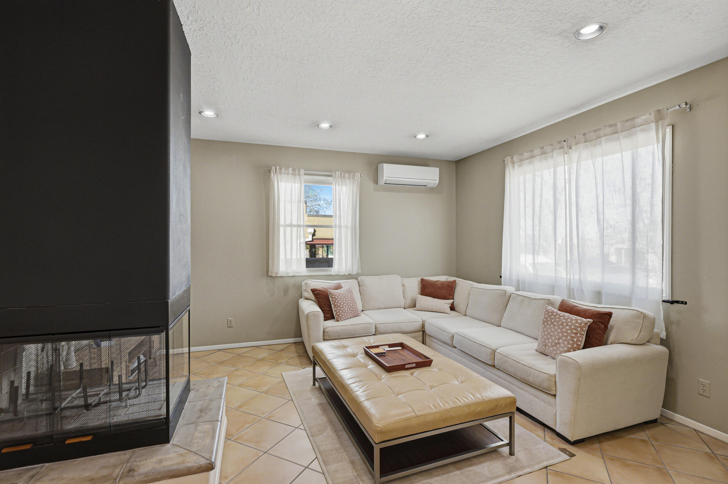 2920 Burton Avenue SE