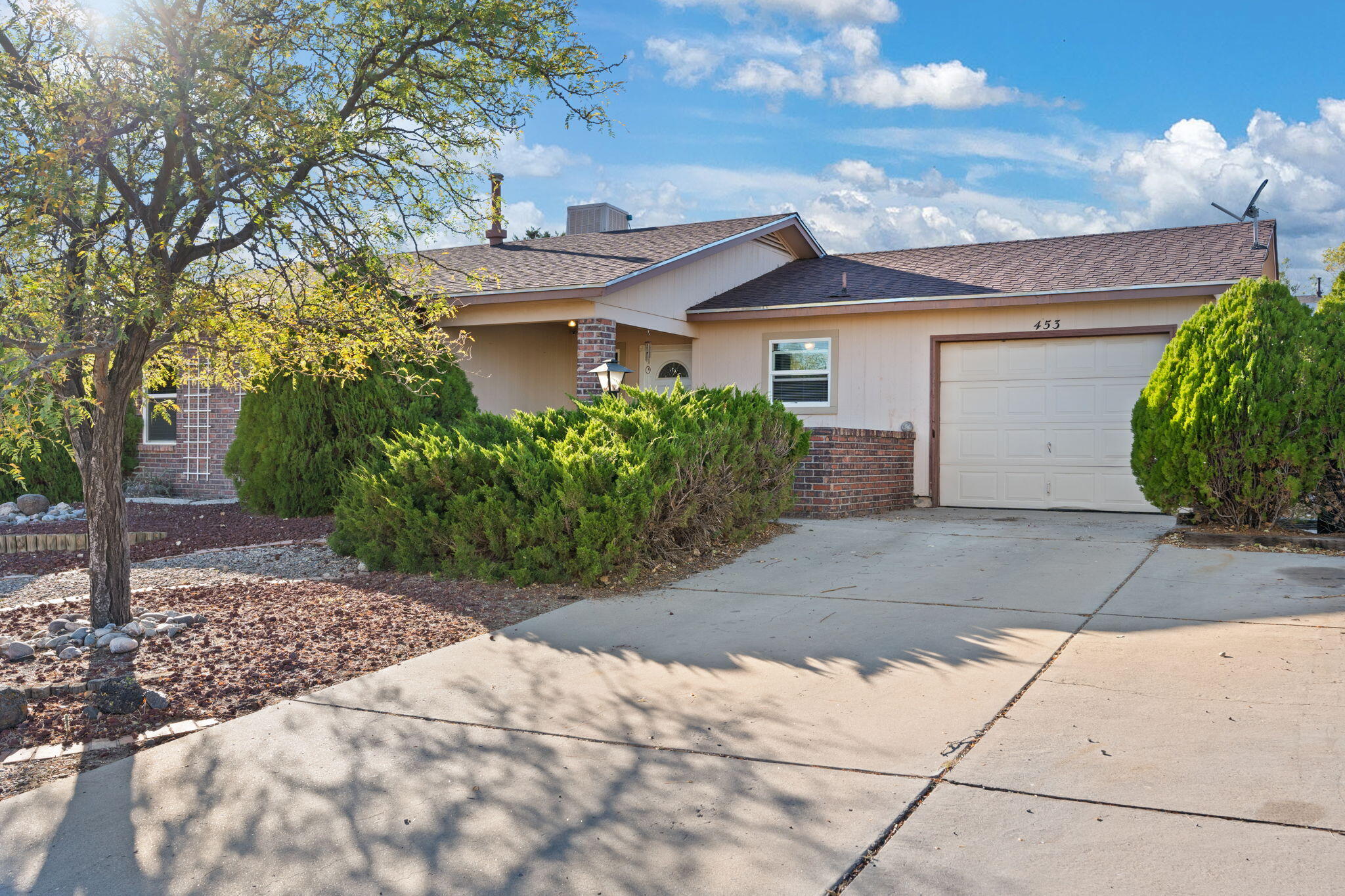 453 Feldspar Drive, Rio Rancho, New Mexico image 1