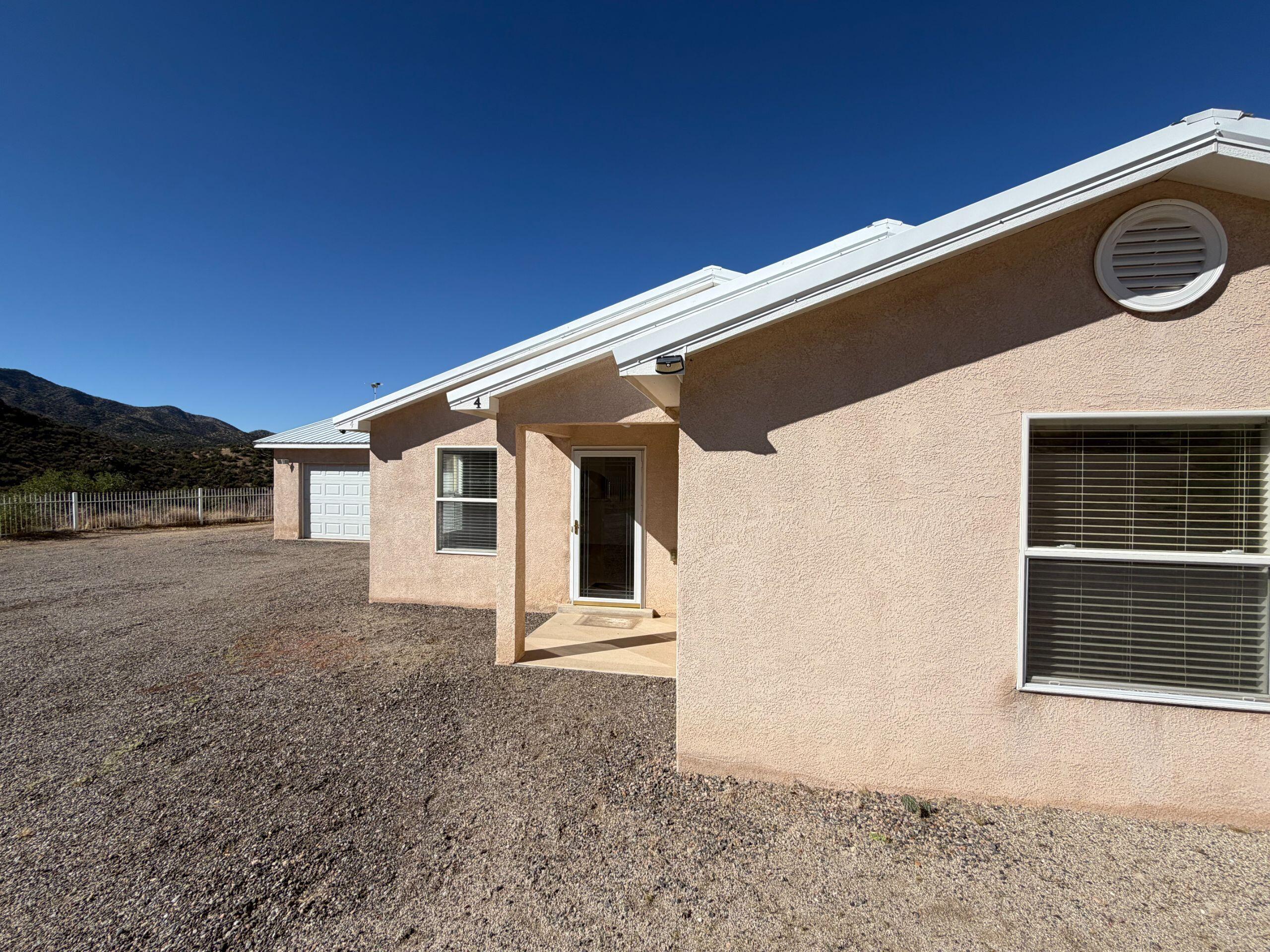4 Antique Lane SE