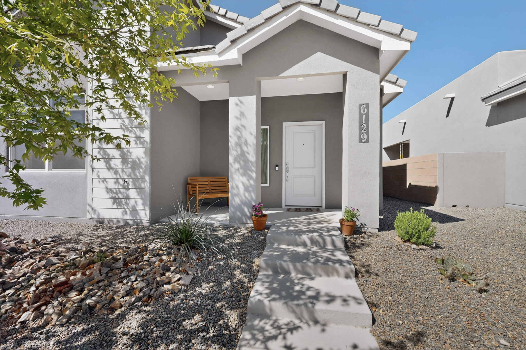 6129 Strand Loop SE