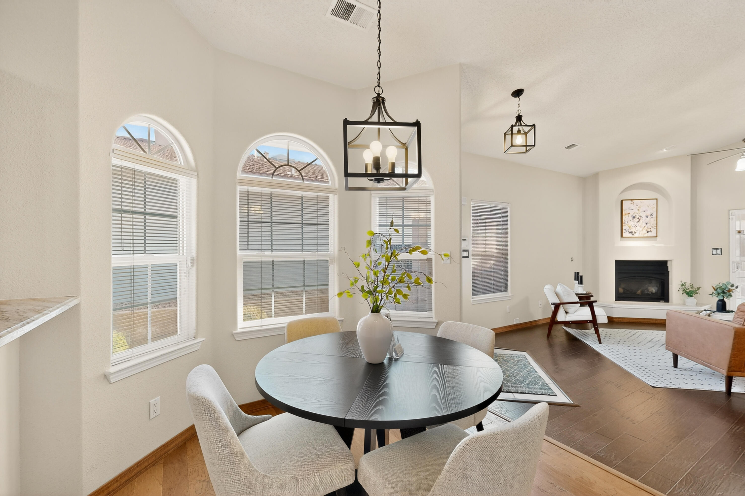 7320 Wild Olive Avenue NE