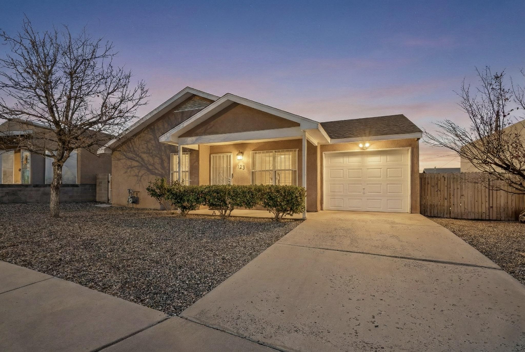 520 San Ignacio Court NE