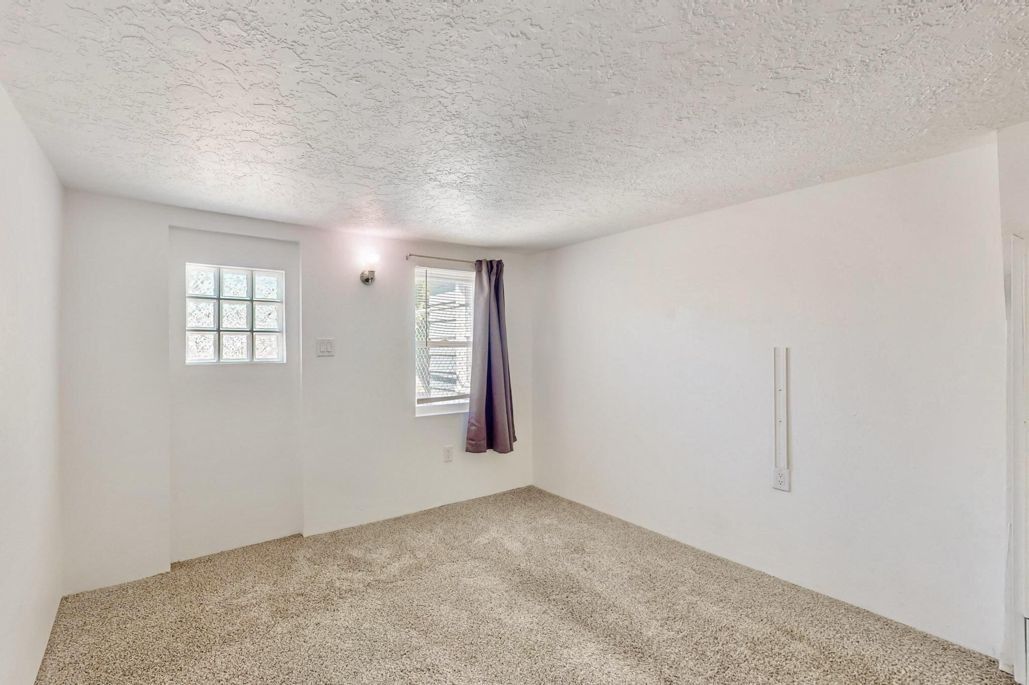 240 Chama Street, Albuquerque, New Mexico image 19