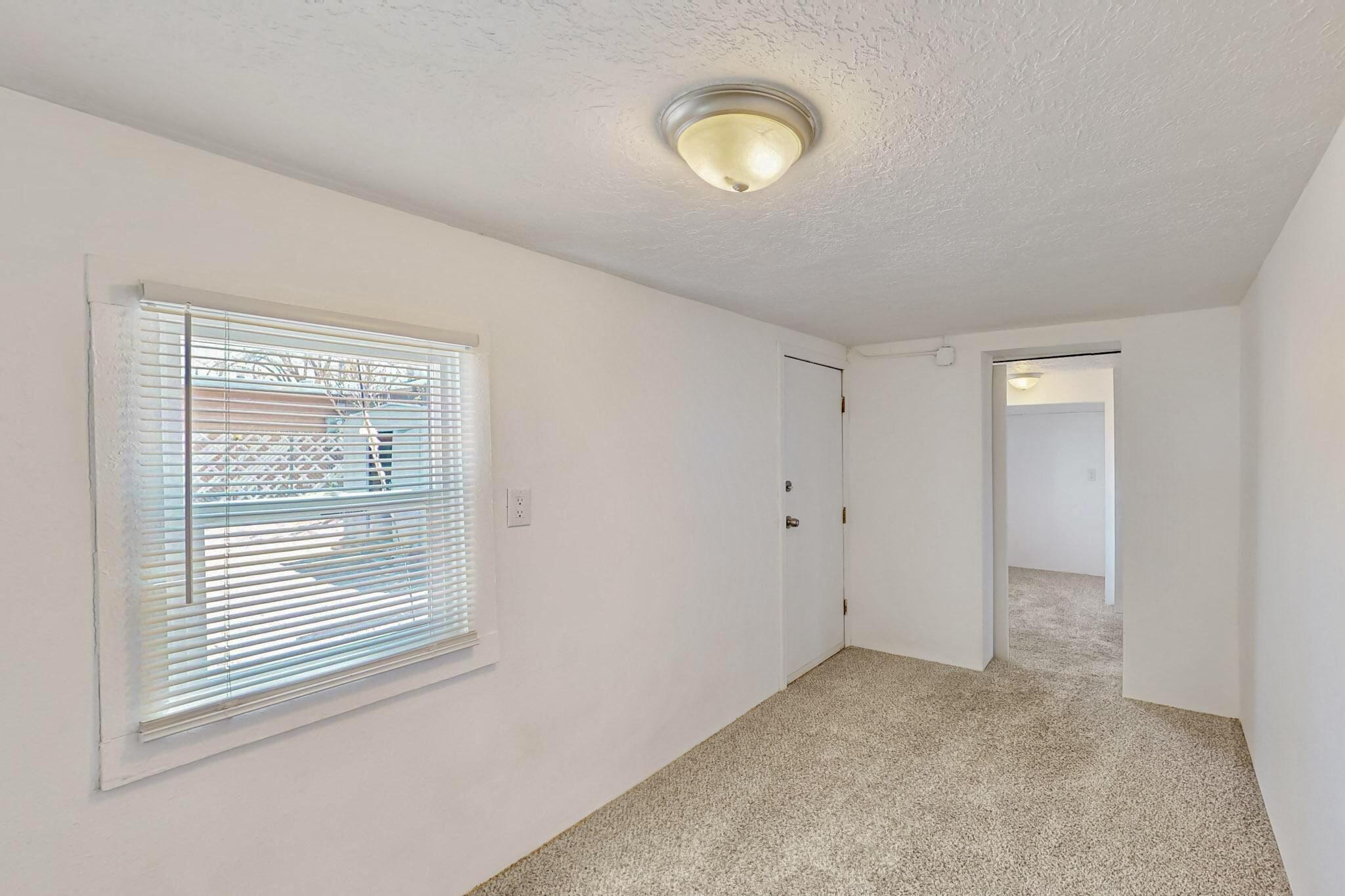 240 Chama Street, Albuquerque, New Mexico image 17