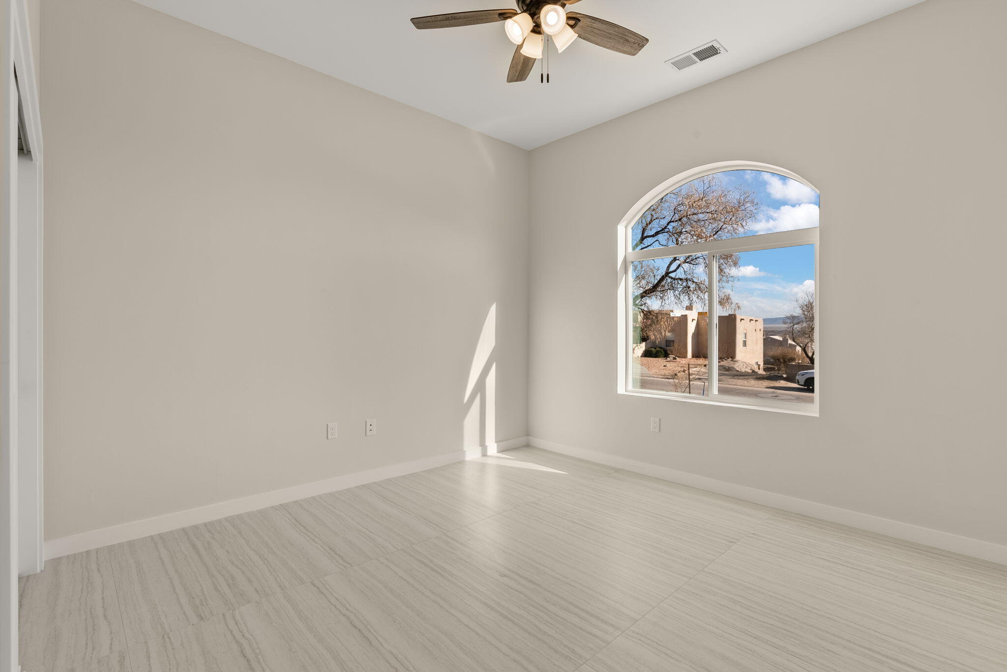 1114 Valley View Drive, Los Lunas, New Mexico image 41