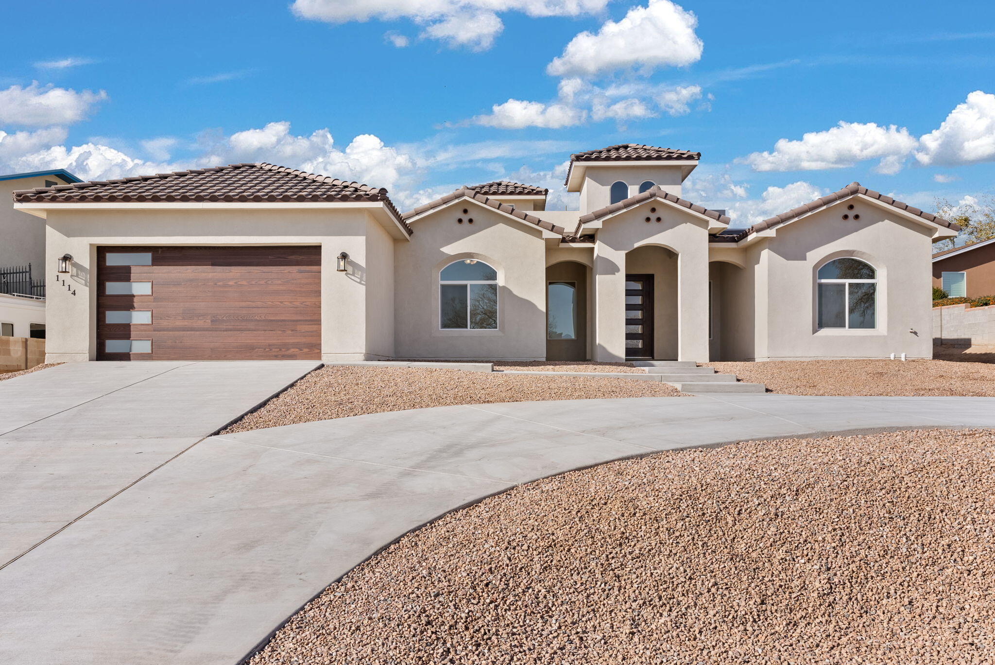 1114 Valley View Drive, Los Lunas, New Mexico image 1