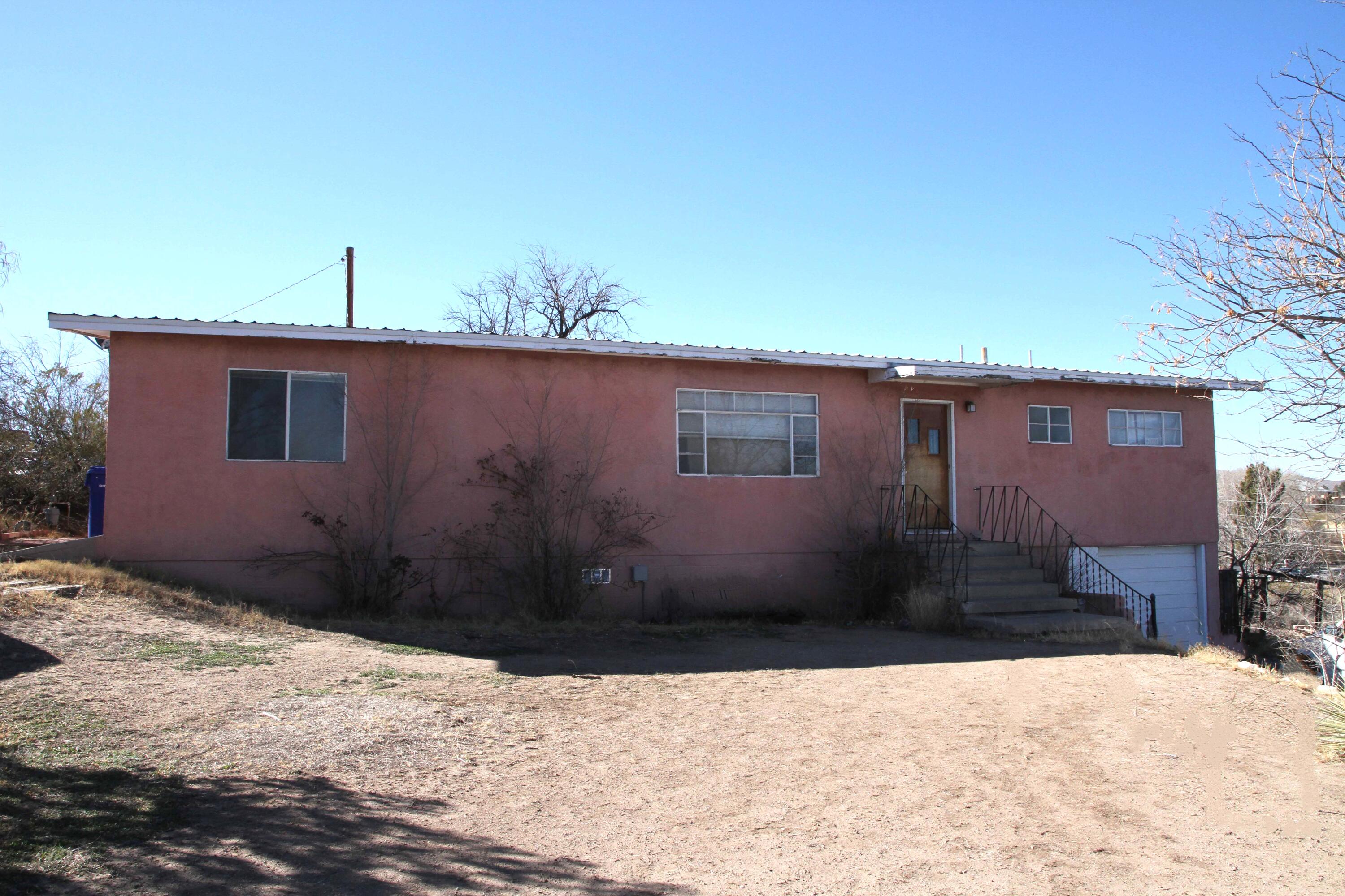 1015 Goad Street, Socorro, New Mexico image 1