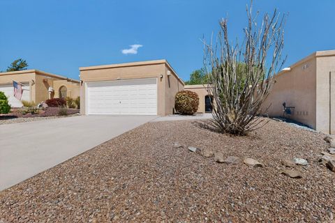 Homes For Sale - 5004 Edwards Drive<br/> Bernalillo County, Albuquerque, NM 87111