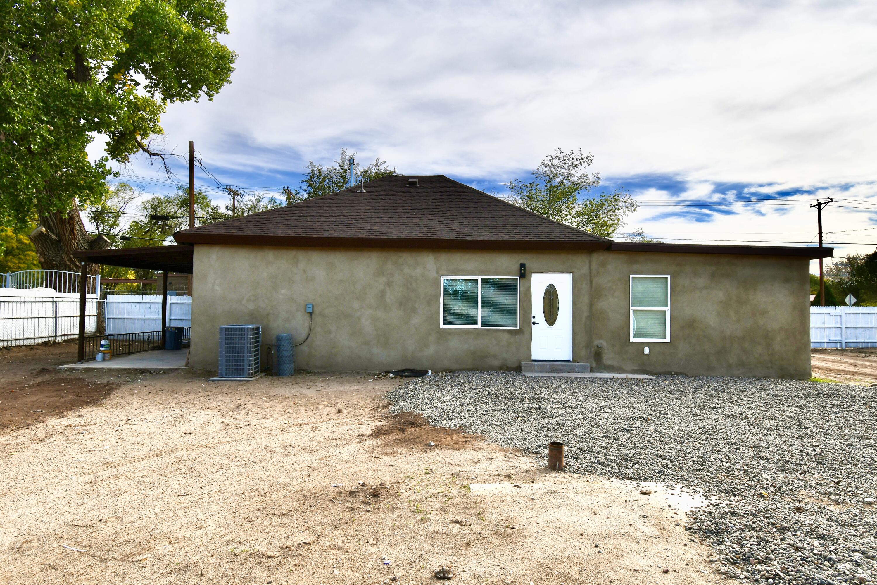 2715 Blake Road, Albuquerque, New Mexico image 3