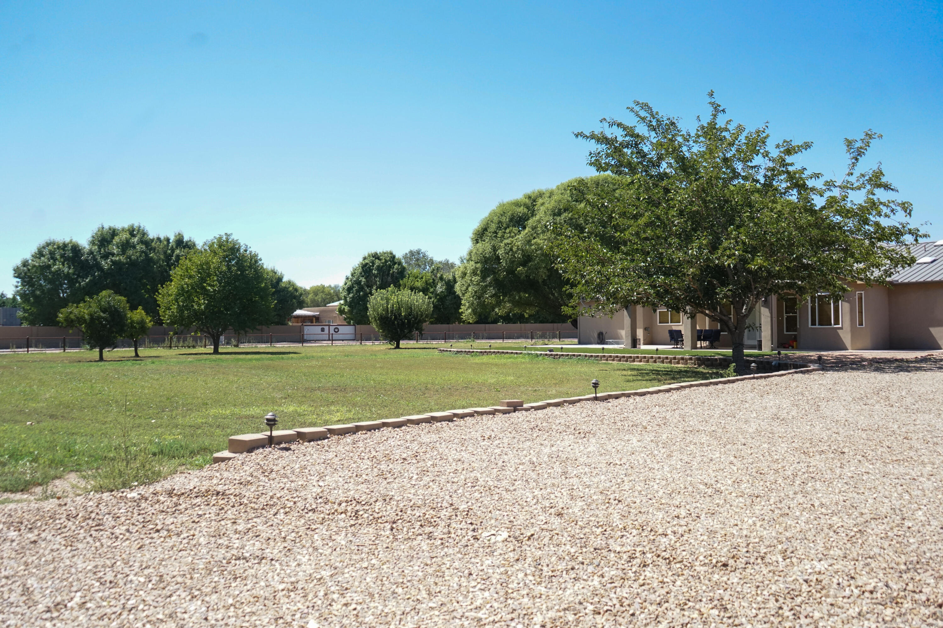 8 Tuki Court, Los Lunas, New Mexico image 35