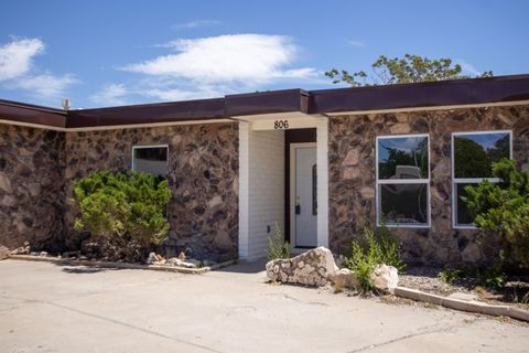 Homes For Sale - 806 Oreja De Oro Drive<br/> Rio Rancho, NM 87124