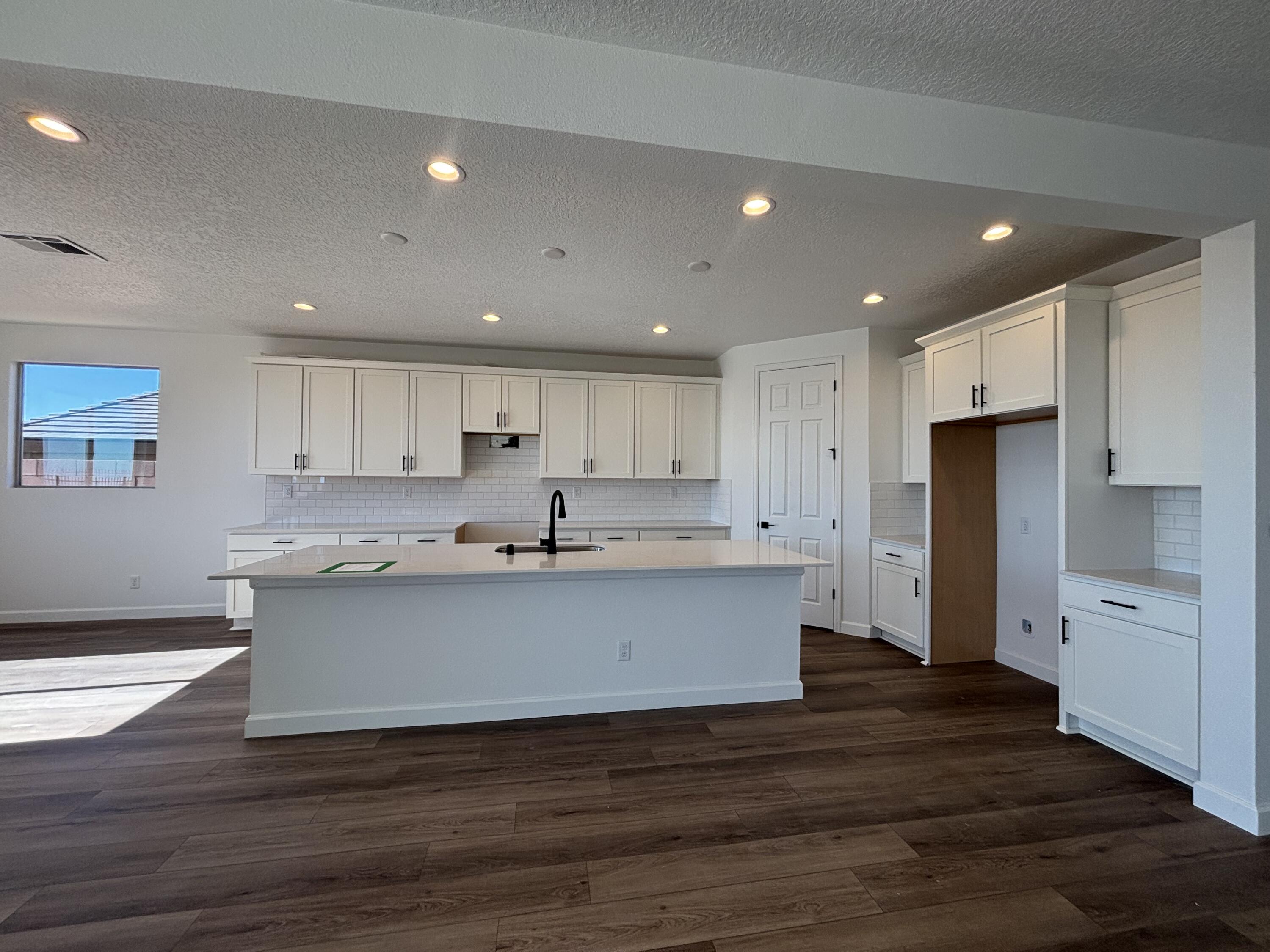 3121 Wolf Tail Loop NE