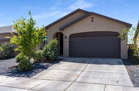 Photo of 2313 Melon Ridge Loop NE, Rio Rancho, NM 87144 (MLS # 1102034)