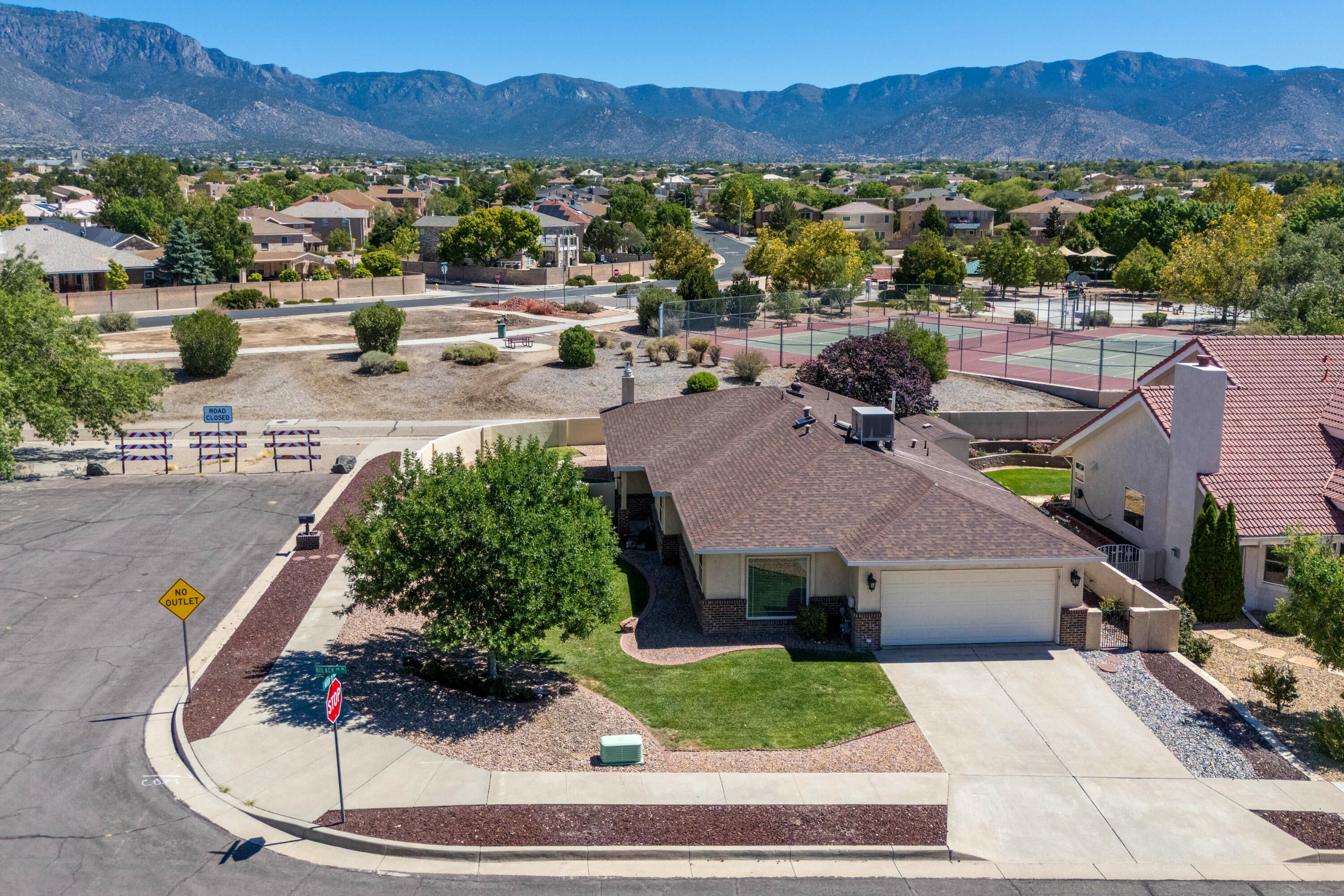 9618 Freedom Way NE