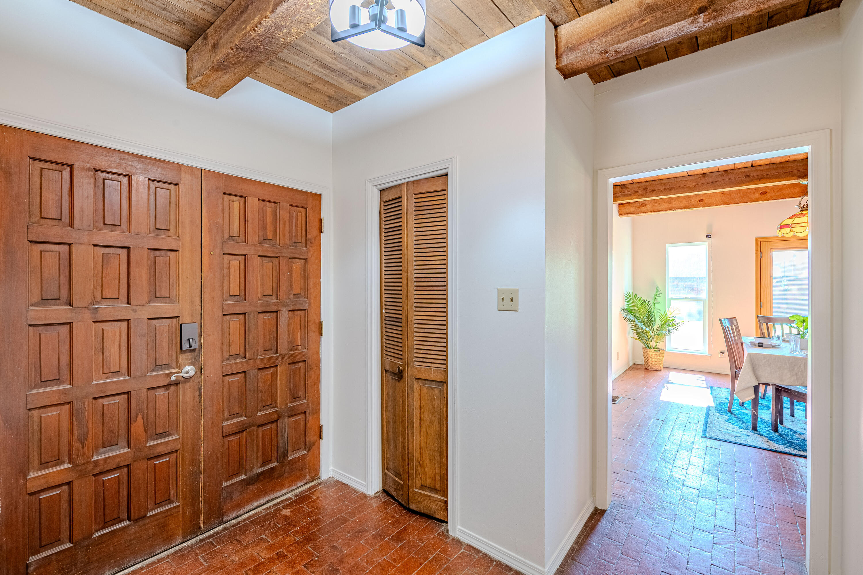 1024 Sandia Road, Albuquerque, New Mexico image 6