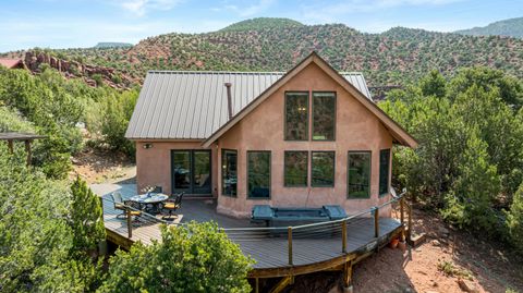 Homes For Sale - 467 Madrid Road<br/> Jemez Springs, NM 87025